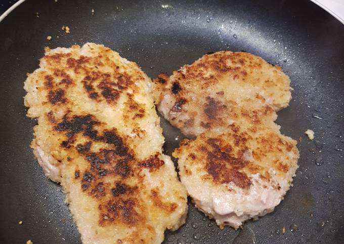 Garlic bread pork escalope