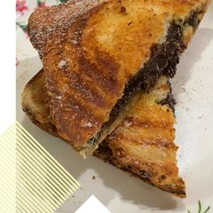 A picture of Cinnamon sugar chocolate sandwich.