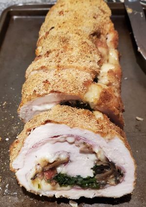 A picture of Chicken Florentine/Bleu Roll.