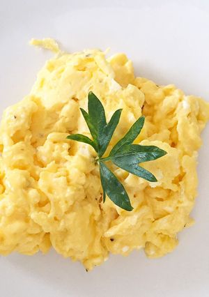 A picture of Scrambled eggs.