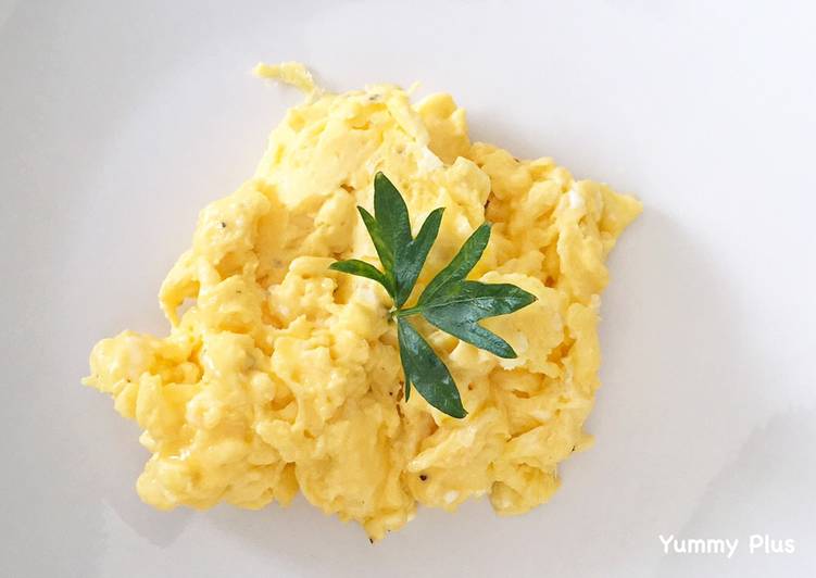 How to Prepare Homemade Scrambled eggs