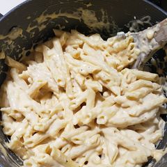 A picture of B's Cheesy Mac.