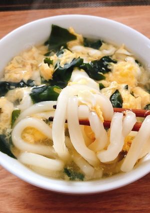 A picture of Basic Kake Udon (with Fluffy Egg Tips).