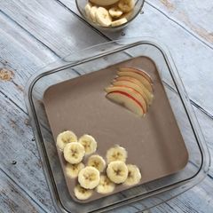 A picture of Fruits Chocolate Dessert.