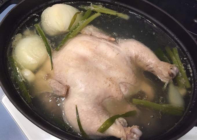 Boiled whole chicken 茹で鶏