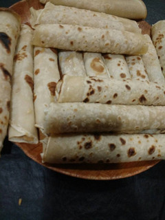 Una foto de Panqueques livianos con dulce de leche(cero empalagosos)