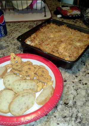 A picture of jalapeno popper dip.