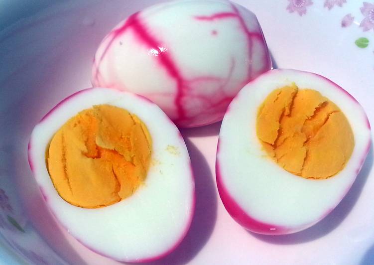 How to Prepare Favorite Pinky Eggs