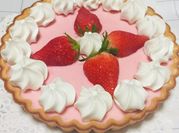Una foto de mousse de fresa