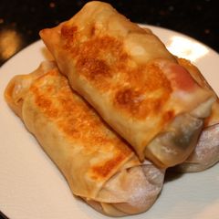 A picture of Baked Veggie Egg Rolls.