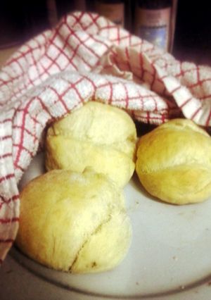 A picture of Easy Bread Rolls.