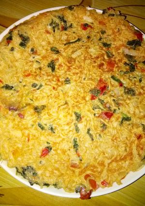 A picture of Indomie pizza.