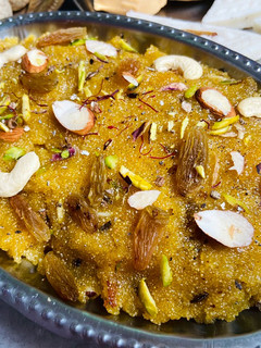 ড্রাইফ্রুটস কেশর হালওয়া (dry fruits keshar halwa recipe in Bengali) রেসিপির প্রধান ছবি