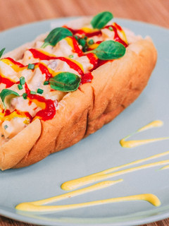 Una foto de Egg salad - Panecillo extremo