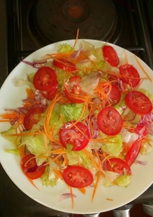 A picture of Lettuce Salad.