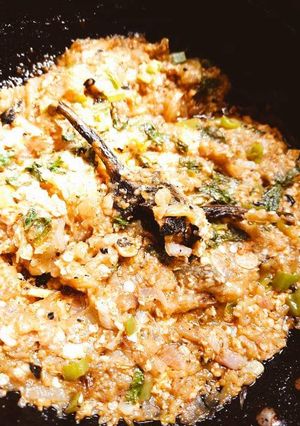 A picture of Baingan ka bharta.