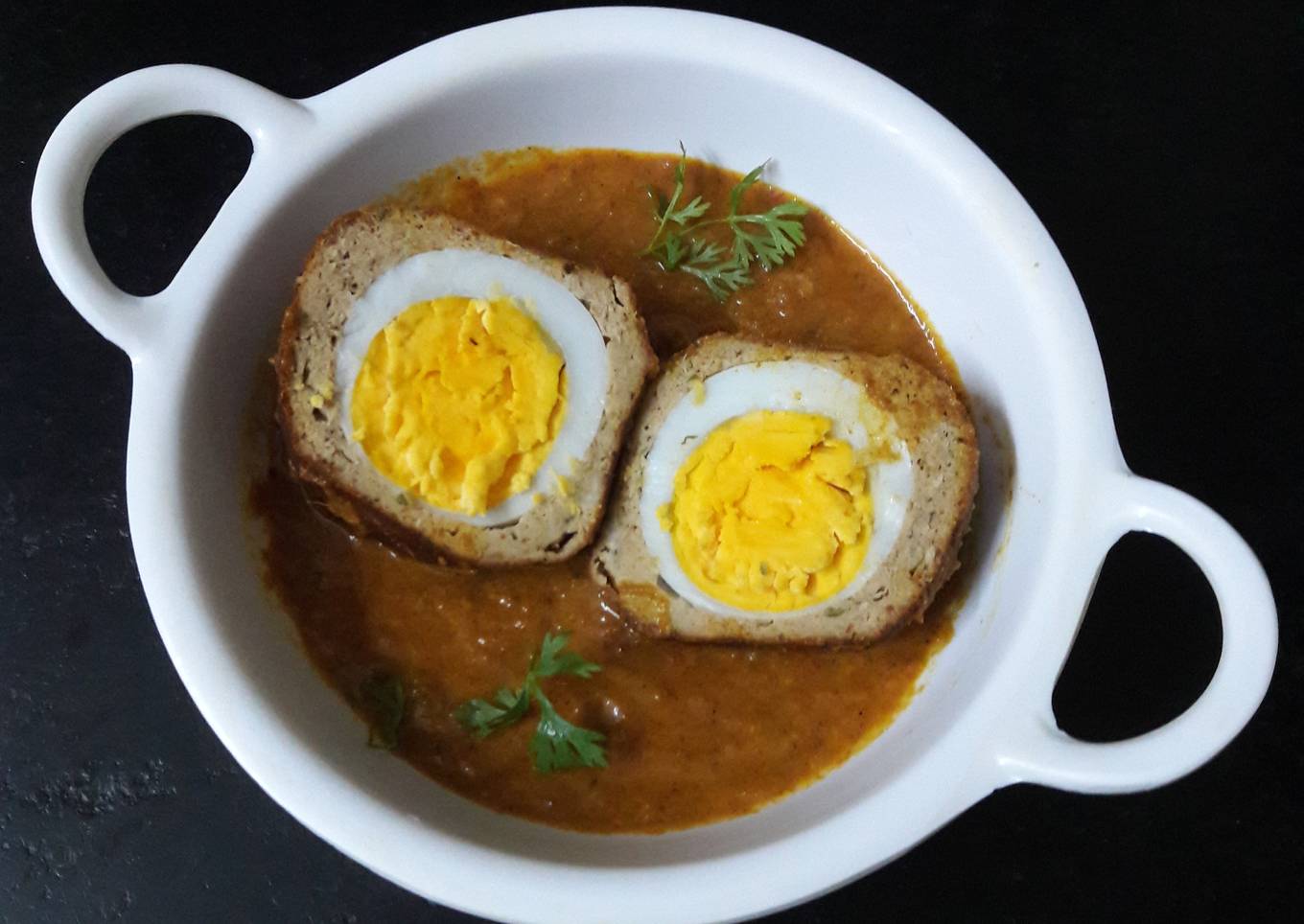 Nargisi Kofta Curry