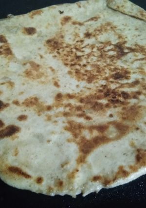 A picture of Garlic Paratha.
