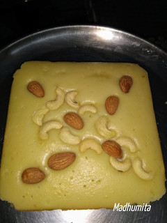 A picture of Spongy Vanilla Cake.