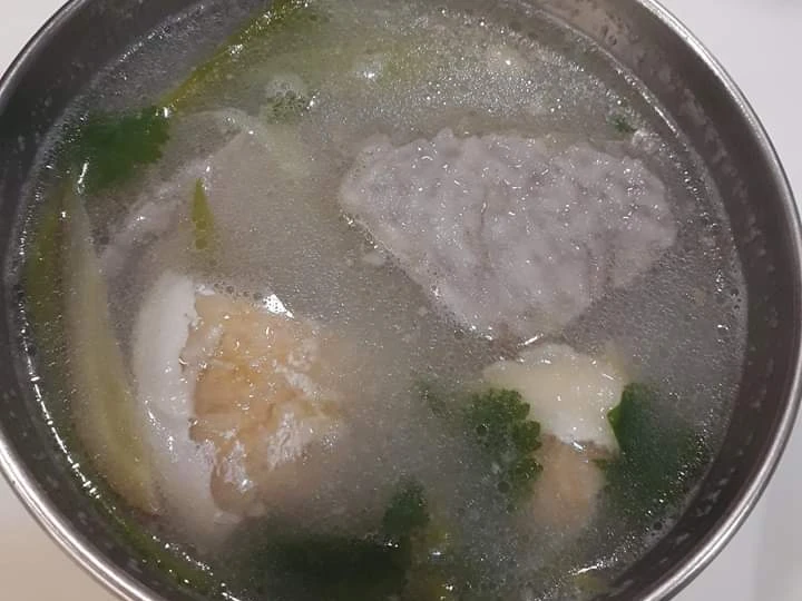 Cara Mudah Menyiapkan Resep Soup kepala salmon dan taro/talas yang Lezat Sekali Anti Ribet, Lezat Sekali