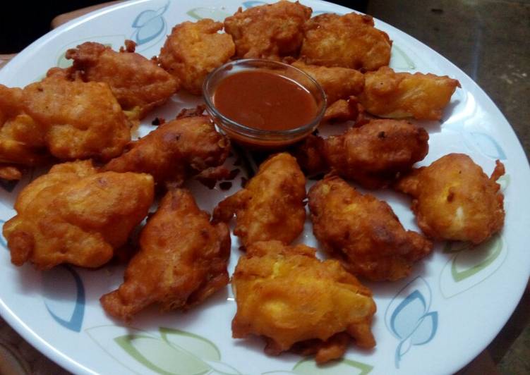 Easy and quick egg pakoda