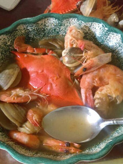 Una foto de Sopa de mariscos