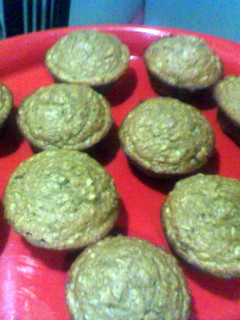 A picture of Whole Wheat Banana Date Oatmeal Muffin.