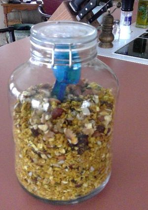 A picture of Granola.