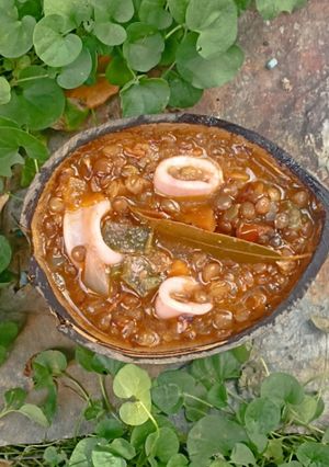 Foto principal de Lentejas con calamares