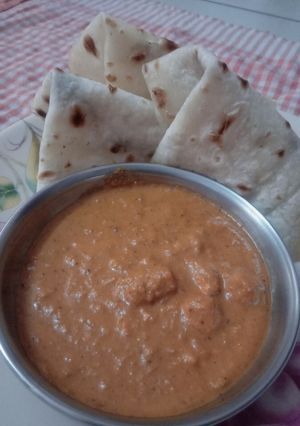 நான்  பன்னீர் பட்டர் கிரேவி செய்முறை முக்கிய புகைப்படம்