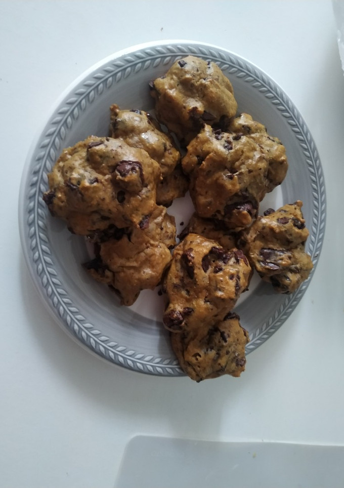 Una foto de Galletas de polvo de cacahuete, y chocolate