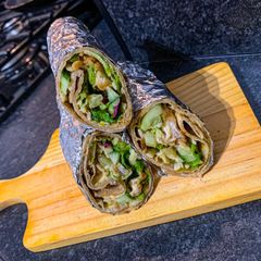 A picture of Mini fillets chicken wrap.