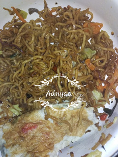 Foto resep Mie goreng telor dadar simple #PekanINSPIRASI
