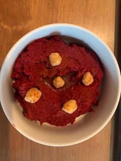 รูปของ Beetroot avocado hummus (มังสวิรัติ)
