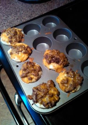 A picture of Bar-b Cups.