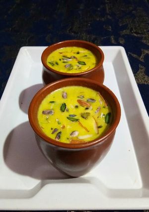 ठंडाई (Thandai recipe in hindi) रेसिपी मुख्य फोटो