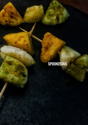 A picture of Tricolor Idli Kababs.