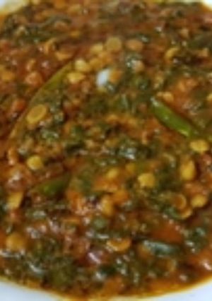 A picture of Dal palak.