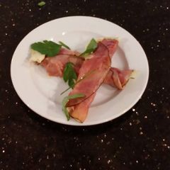 A picture of Ham / Pepperoni and Cheese Stick Melts.