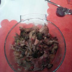 A picture of Organic chicken and vegetables.