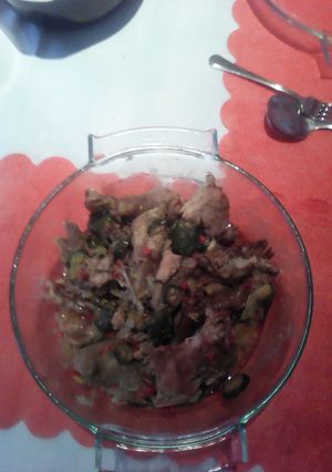 A picture of Organic chicken and vegetables.