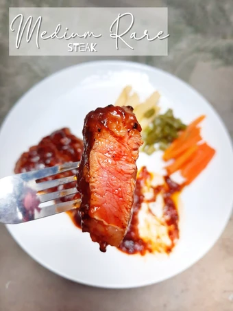 Cara Gampang Menyiapkan Resep Sirloin steak with blackpepper sauce yang Sempurna Anti Ribet, Lezat