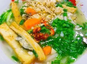 Hình của món Bánh canh cá cờ, đậu hủ từ cơm nguội, bột gạo, bột năng.