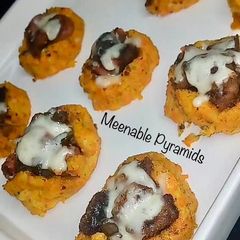 A picture of Stuffed potatoes.