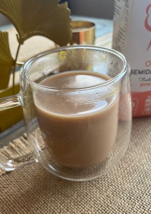 Una foto de Cúrcuma Latte con leche de oveja sin lactosa !!!!