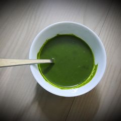 A picture of Spinach soup.