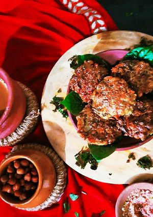 चना बेसन टिकडी(chane besan tikdi recipe in hindi) रेसिपी मुख्य फोटो