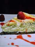 Pastel de queso con fresas y frambuesas sin gluten