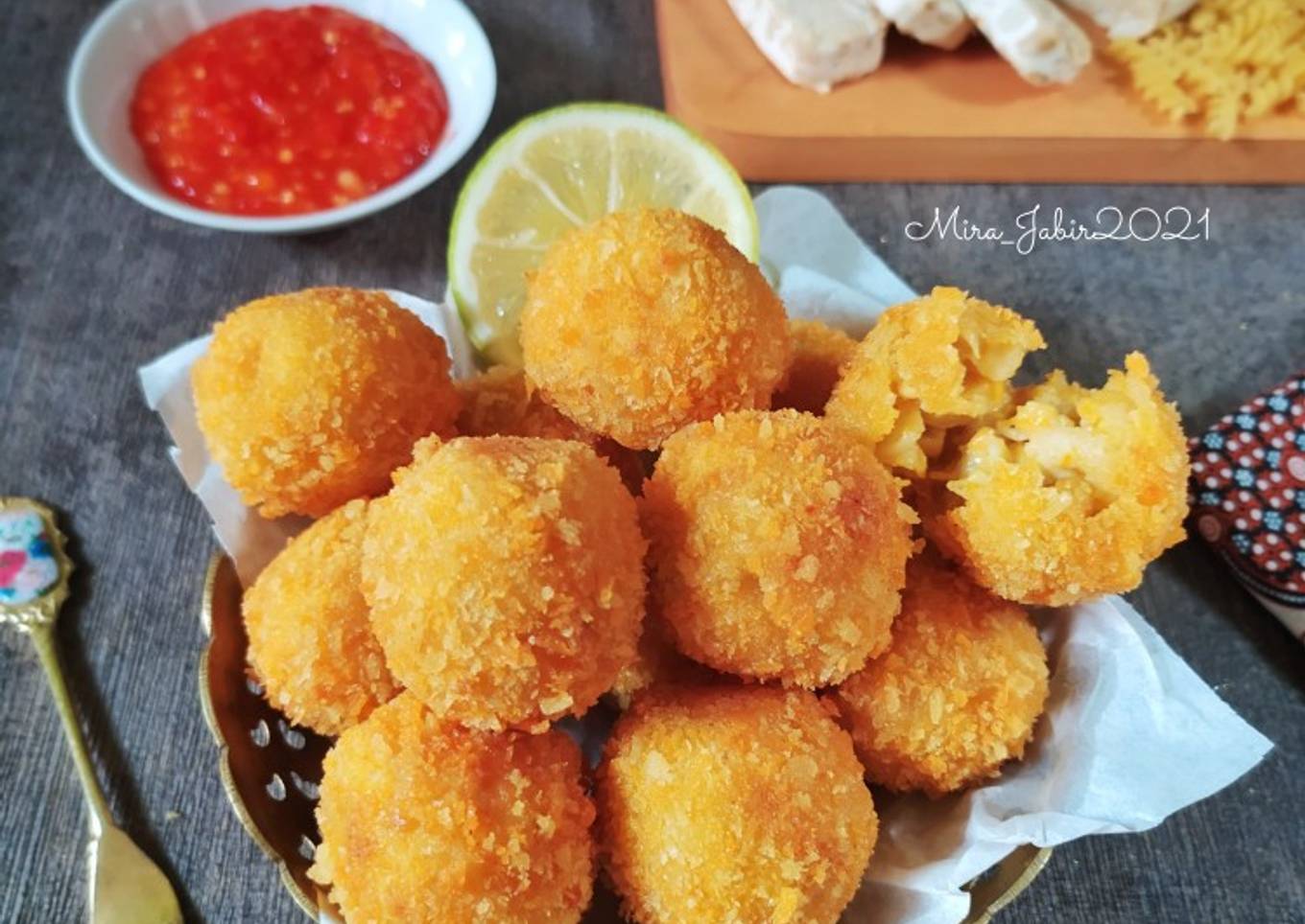 Bola Makaroni Tempe Keju Creamy