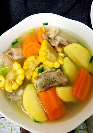 Hình của món Canh sườn củ quả.